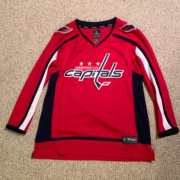 Washington Capitals Jersey - Picture 1 of 3